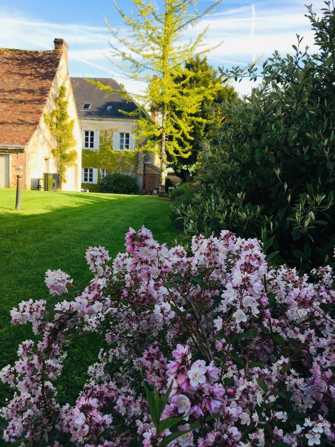 Les Couleurs Du Verger Beaumont-les-Autels Exterior photo