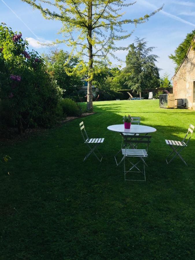 Les Couleurs Du Verger Beaumont-les-Autels Exterior photo